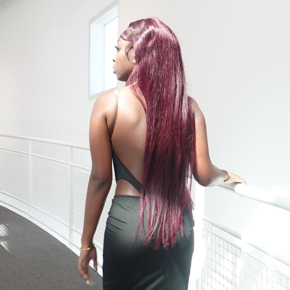 Elegant Straight #99J 5x5 Closure Wig - Picture 4 of 7